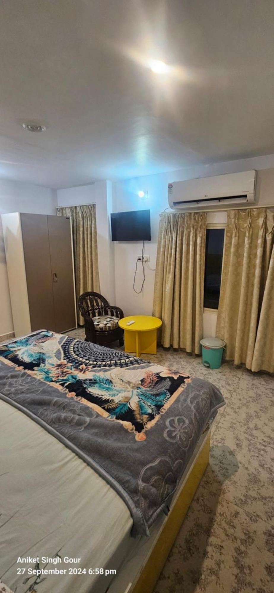 אורצ'ה Sunset Backpackers Hostel מראה חיצוני תמונה