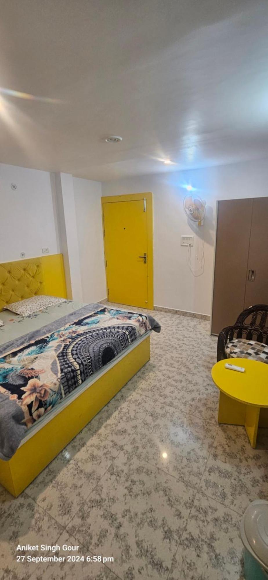 אורצ'ה Sunset Backpackers Hostel מראה חיצוני תמונה